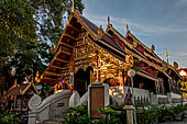 Chiang Mai - Wat Ngeun Kong, the main Wihan. 